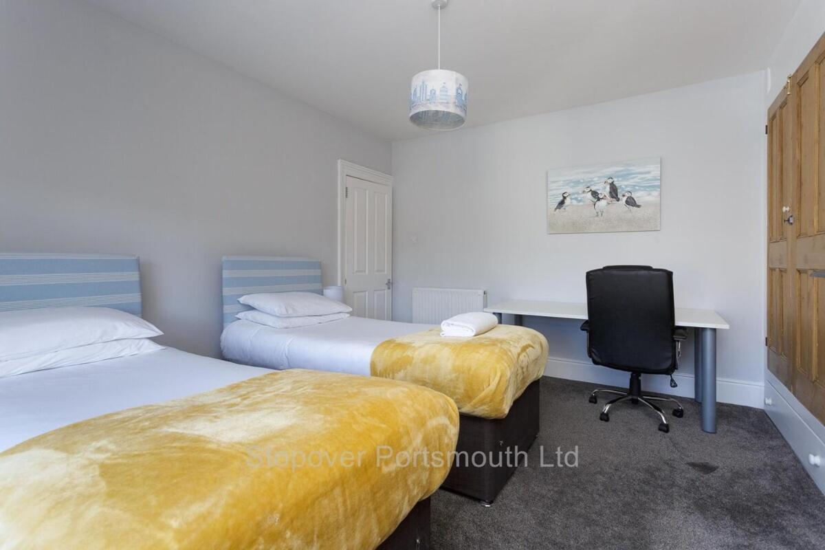 פורטסמות' Stopover At Orchard Apartment Light And Cosy חדר תמונה