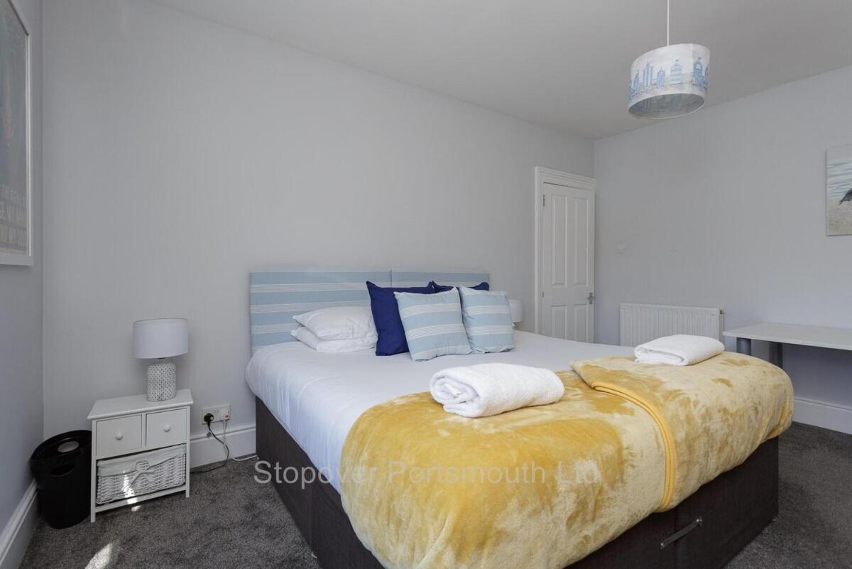פורטסמות' Stopover At Orchard Apartment Light And Cosy חדר תמונה