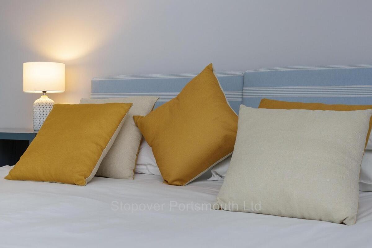 פורטסמות' Stopover At Orchard Apartment Light And Cosy חדר תמונה