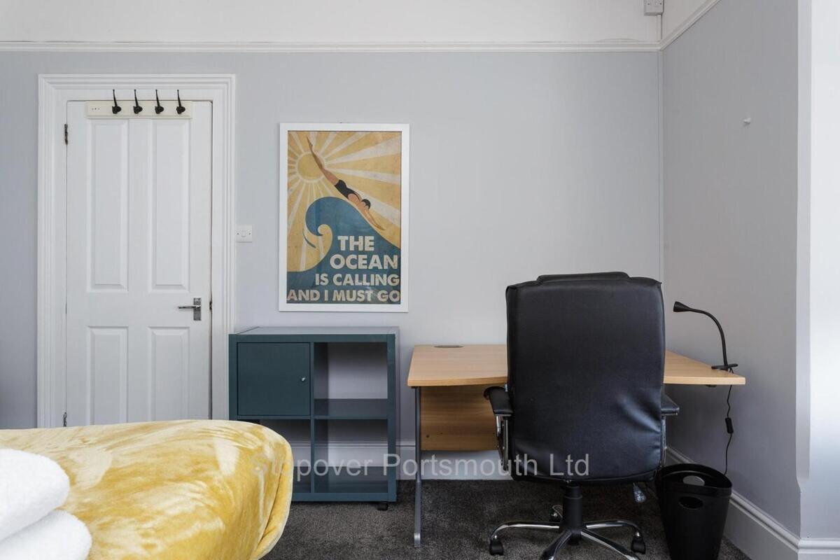 פורטסמות' Stopover At Orchard Apartment Light And Cosy חדר תמונה