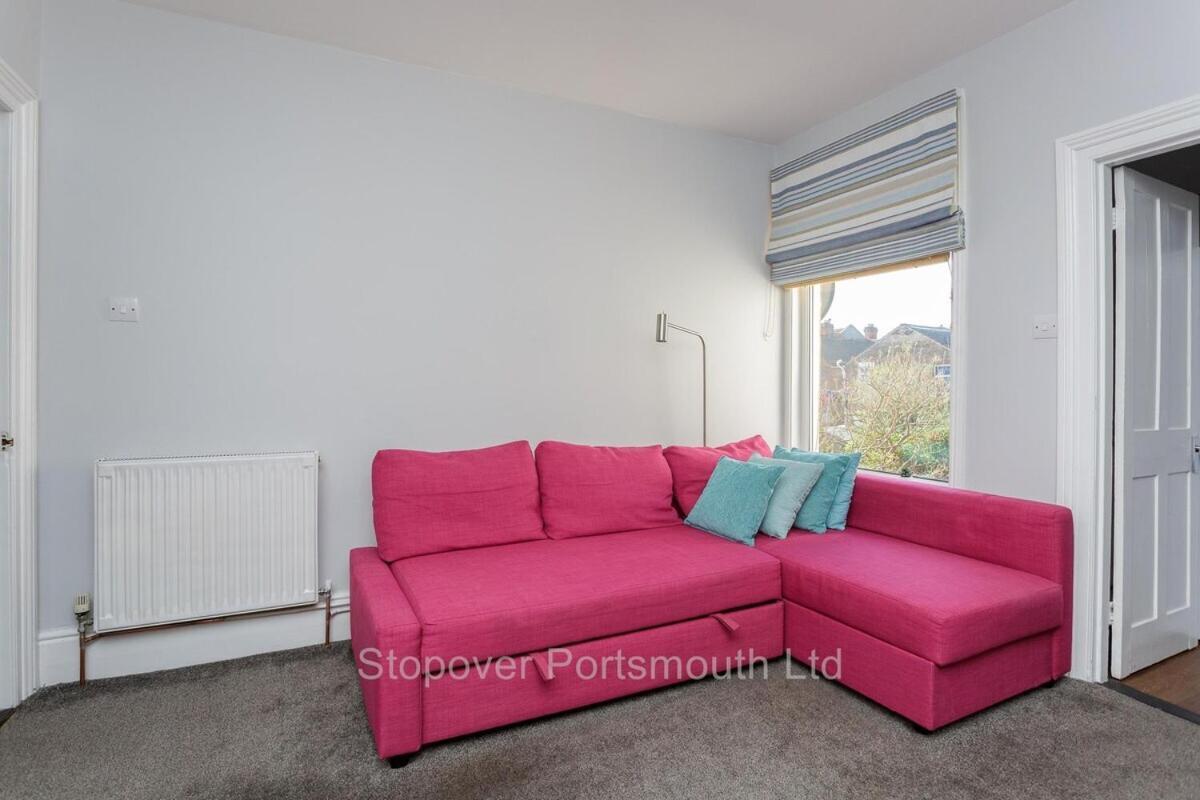 פורטסמות' Stopover At Orchard Apartment Light And Cosy חדר תמונה